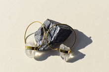 Load image into Gallery viewer, Crystal Clear Drop Earrings